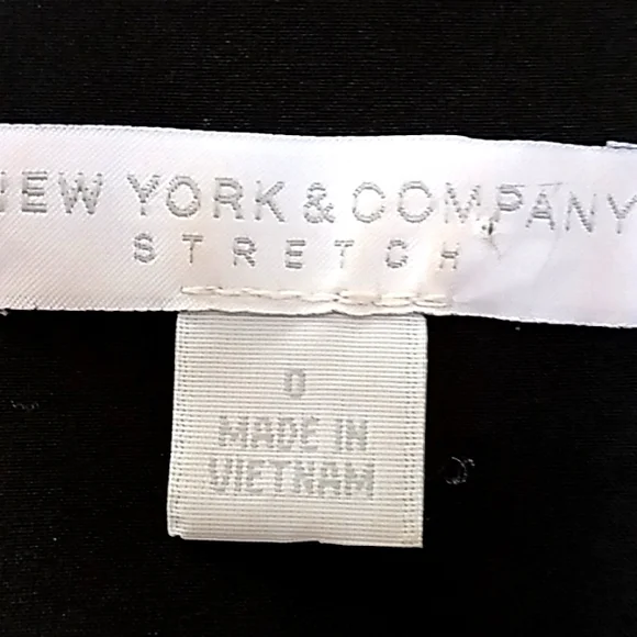 New York & Company Black/Gray Faux Leather Business Dress. Size 0 - Picture 10 of 11